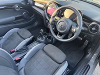 USED 2022 72 MINI CONVERTIBLE 1.5 Cooper Sport Convertible 2dr Petrol Steptronic Euro 6 (s/s) (136 ps) Apple CarPlay