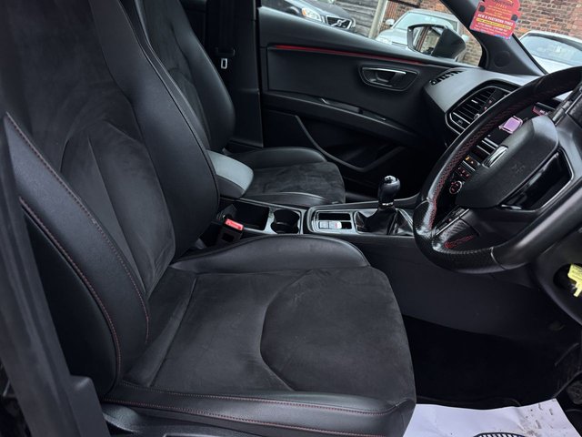 2020 SEAT LEON 2020 1.5 TSI EVO FR Black Edition Hatchback 5dr Petrol - Photo 8