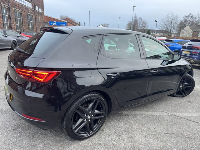 2020 SEAT LEON 2020 1.5 TSI EVO FR Black Edition Hatchback 5dr Petrol - Photo 10