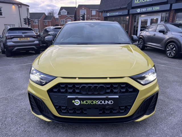 2019 AUDI A1 2019 1.5 TFSI 35 S line Contrast Edition Sportback 5dr Petrol - Photo 2