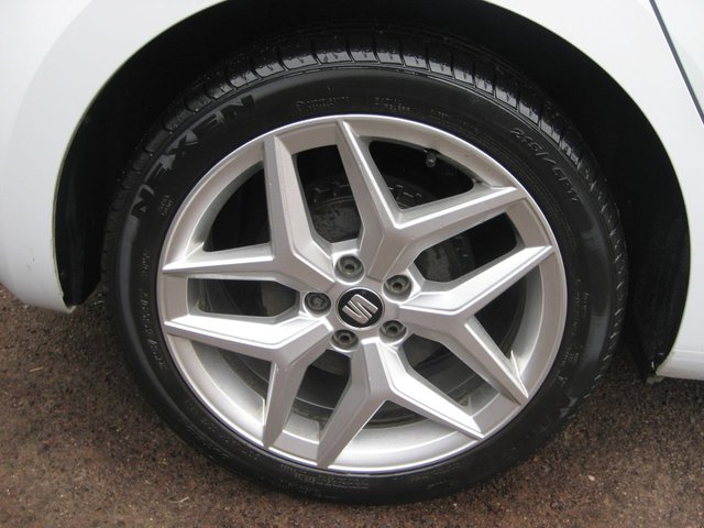 2021 SEAT IBIZA 1.0 TSI FR Hatchback 5dr Petrol Manual Euro 6 (s/s) GPF (95 ps) - Photo 6