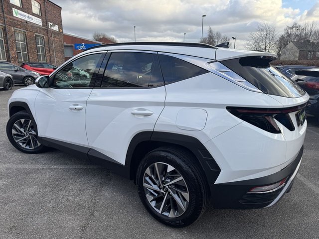 2021 HYUNDAI TUCSON 2021 1.6 T-GDi Premium SUV 5dr Petrol - Photo 3