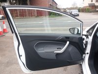 USED 2010 10 FORD FIESTA 1.25 Zetec Hatchback 3dr Petrol Manual (133 g/km, 81 bhp) * LOW TAX - LOW INSURANCE *