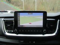 USED 2022 72 KIA STONIC 1.0 T-GDi MHEV GT-Line SUV 5dr Petrol Hybrid DCT Euro 6 (s/s) (118 bhp) 