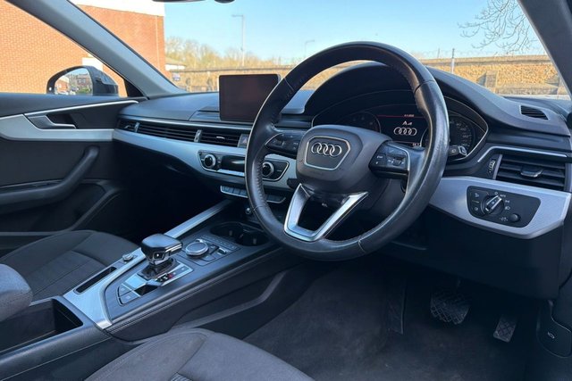 2019 AUDI A4 AVANT - Photo 9