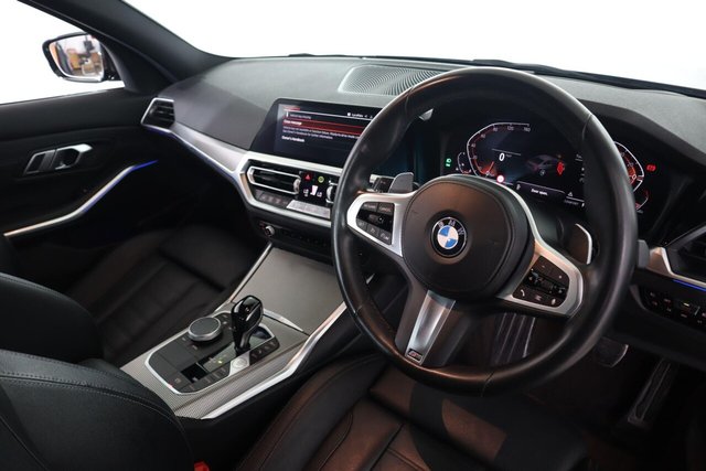 2021 BMW 3 Series - Photo 12