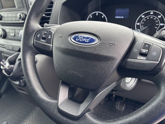 2021 Ford Transit Custom 2L Leader 5dr - Photo 12