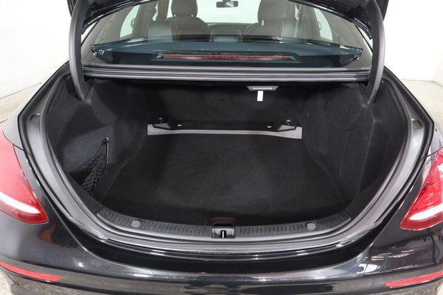 2017 MERCEDES-BENZ E-CLASS 2.0 E200d AMG Line Saloon 4dr Diesel G-Tronic+ Euro 6 (s/s) (150 ps) - Photo 9