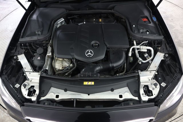 2017 MERCEDES-BENZ E-CLASS 2.0 E200d AMG Line Saloon 4dr Diesel G-Tronic+ Euro 6 (s/s) (150 ps) - Photo 10
