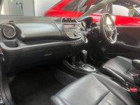 USED 2011 61 HONDA JAZZ 1.3h IMA HX Hatchback 5dr Petrol Hybrid Automatic Euro 5 (102 ps) WE GUARANTEE TO BEAT ANY 'WE BUY ANY CAR' VALUATION ON YOUR PART EXCHANGE