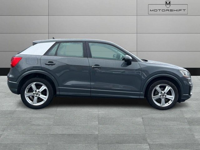 2020 AUDI Q2 - Photo 7
