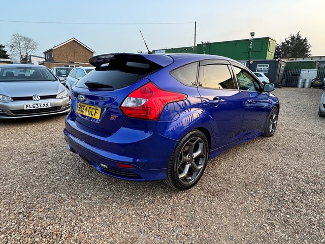 2014 FORD FOCUS 2.0T EcoBoost ST-3 Hatchback 5dr Petrol Manual Euro 5 (s/s) (250 ps) - Photo 7