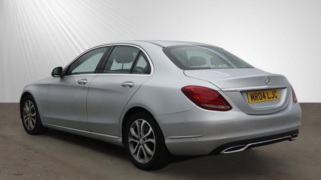 2015 Mercedes-Benz C-CLASS - Photo 12