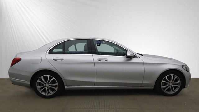 2015 Mercedes-Benz C-CLASS - Photo 9