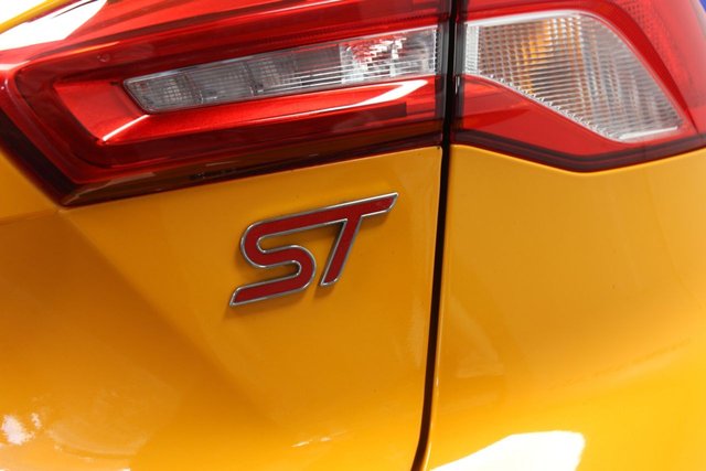 2019 FORD FOCUS - Photo 2