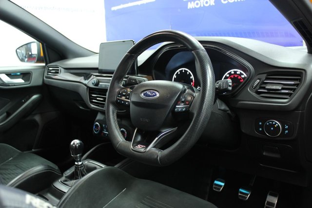 2019 FORD FOCUS - Photo 6