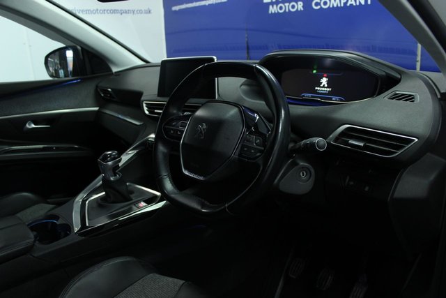 2019 PEUGEOT 5008 - Photo 6