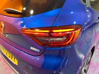 USED 2022 72 RENAULT CLIO 1.6 E-TECH RS Line Hatchback 5dr Petrol Hybrid Auto Euro 6 (s/s) (145 ps) 17" Alloys. Sat Nav. F&R Sensors