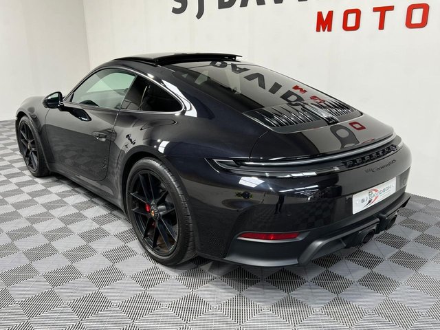 2025 PORSCHE 911 2025 3.6 T-Hybrid 992 Carrera GTS Coupe 2dr Petrol Hybrid PDK Euro 6 (s/s) (541 ps) - Photo 2