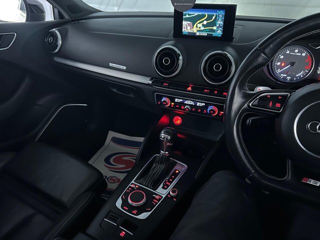 2015 AUDI S3 - Photo 11