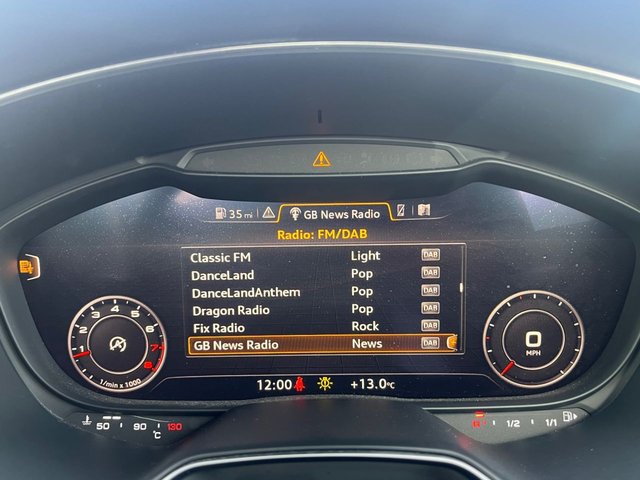 2015 AUDI TT - Photo 12