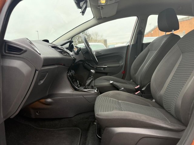 2015 FORD FIESTA - Photo 9