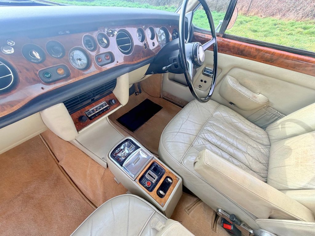 USED 1969 ROLLS-ROYCE CORNICHE Mulliner Park Ward Fixed Head Coupe // 6230cc V8 // px swap 