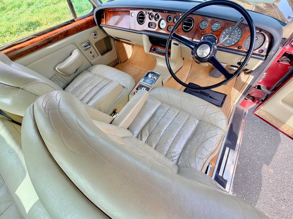 USED 1969 ROLLS-ROYCE CORNICHE Mulliner Park Ward Fixed Head Coupe // 6230cc V8 // px swap 