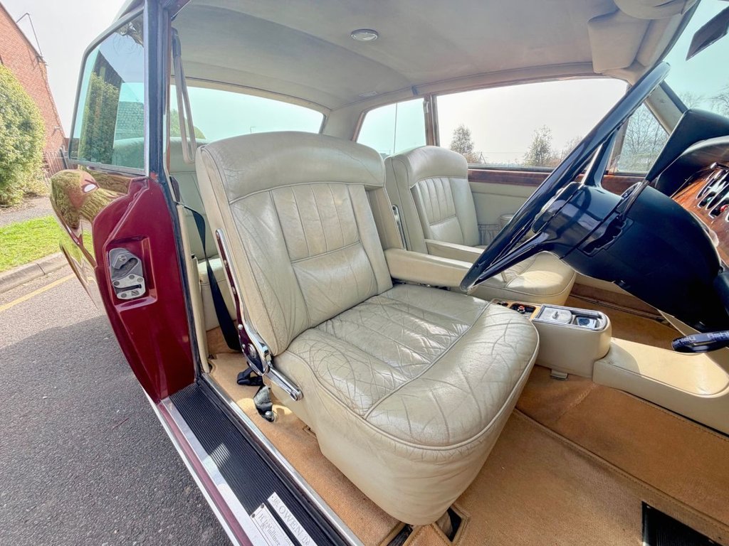 USED 1969 ROLLS-ROYCE CORNICHE Mulliner Park Ward Fixed Head Coupe // 6230cc V8 // px swap 