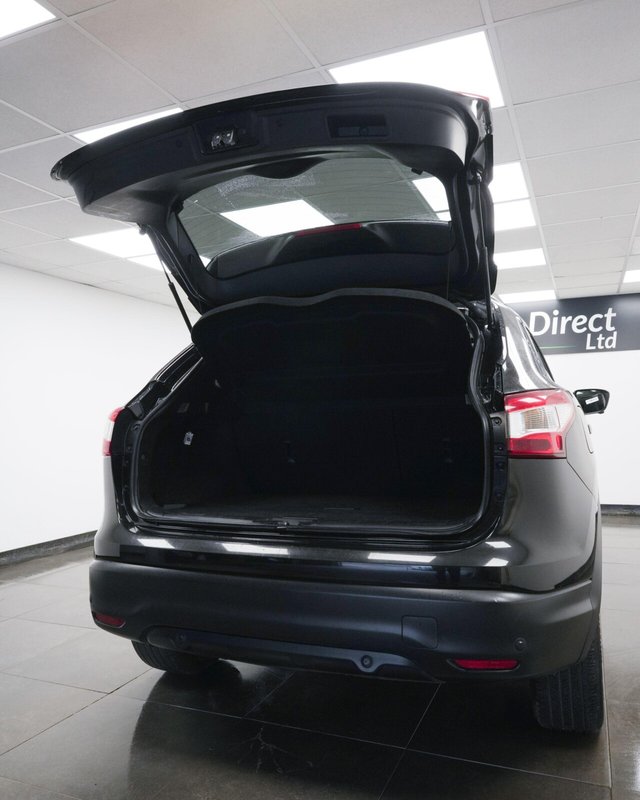 2015 NISSAN QASHQAI 1.2 DIG-T n-tec+ 2WD Euro 5 (s/s) 5dr - Photo 8