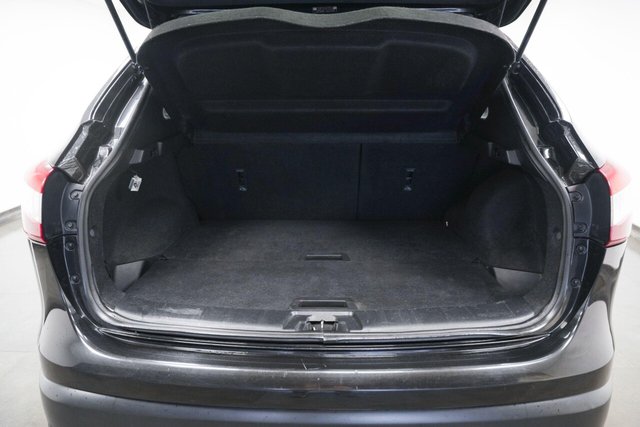 2015 NISSAN QASHQAI 1.2 DIG-T n-tec+ 2WD Euro 5 (s/s) 5dr - Photo 9