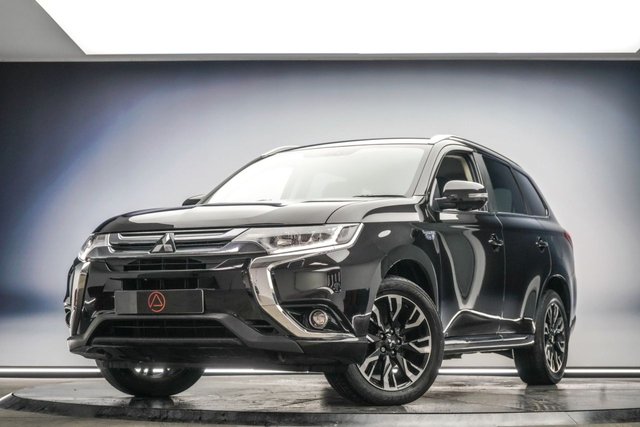 2018 OUTLANDER 2018 2.0H 12KWH 4H SUV 5DR PETROL PLUG IN HYBRID CVT 4WD... photo