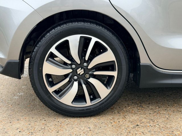 2019 Suzuki Swift 1.2L Attitude 5dr - Photo 12