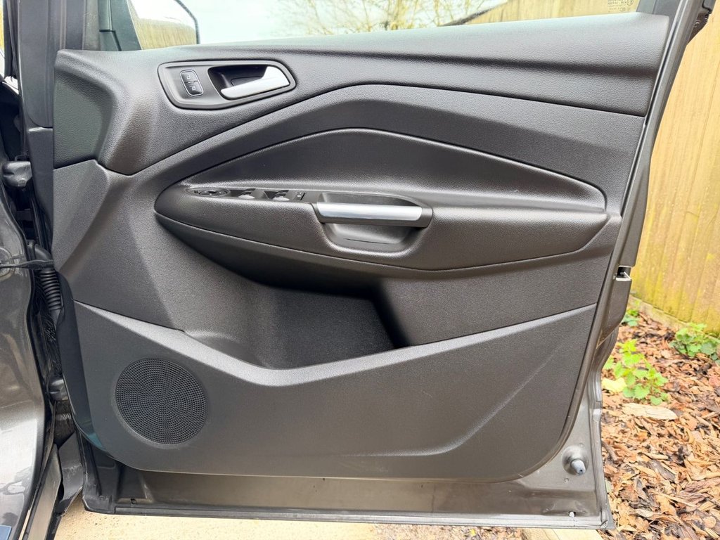 USED 2018 18 FORD KUGA 1.5 TDCi Titanium SUV 5dr Diesel Manual Euro 6 (s/s) (120 ps) |1 Owner|R.SEN|SatNaV|CRS|Apple CarPlay/Android Auto