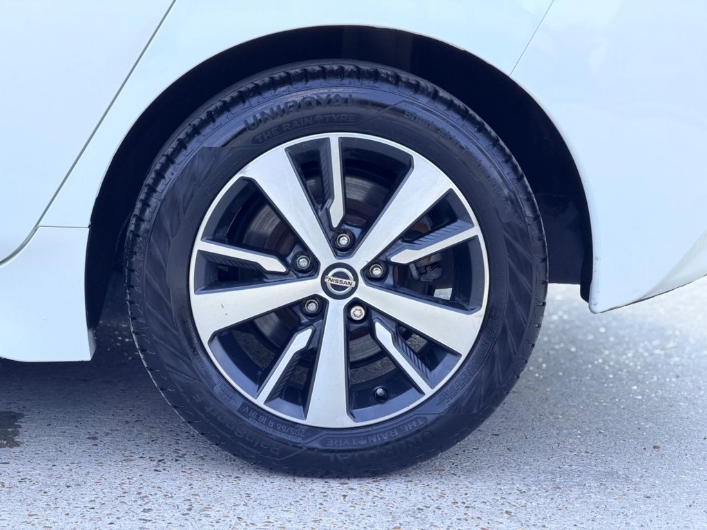 USED 2018 18 NISSAN LEAF 40kWh Acenta Hatchback 5dr Electric Auto (150 ps) |Adaptive Cruise|Camera|SatNav|Rear & Front Sensors|