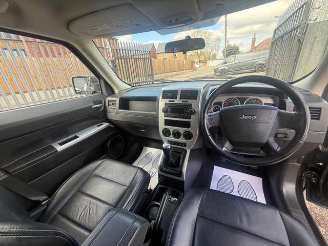 View our JEEP PATRIOT