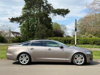 USED 2010 10 JAGUAR XJ 3.0d V6 Premium Luxury Auto Euro 5 4dr FSH PANORAMIC SUNROOF SATNAV