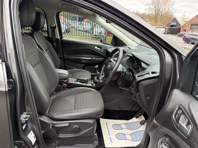 2019 FORD KUGA 2019 1.5T EcoBoost Titanium Edition SUV 5dr Petrol Manual Euro 6 (s/s) (150 ps) - Photo 9