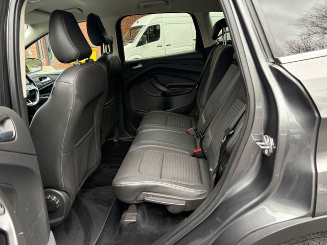 2019 FORD KUGA 2019 1.5T EcoBoost Titanium Edition SUV 5dr Petrol Manual Euro 6 (s/s) (150 ps) - Photo 10