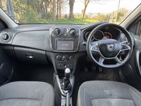 USED 2017 17 DACIA SANDERO 1.5 dCi Laureate Hatchback 5dr Diesel Manual Euro 6 (s/s) (90 ps) 