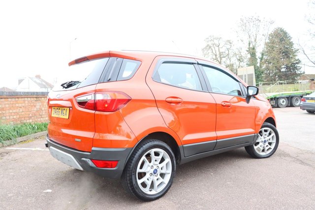 2016 FORD ECOSPORT - Photo 8