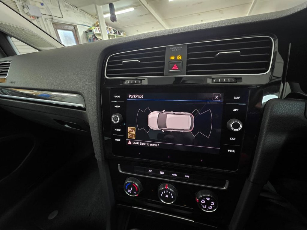 USED 2019 VOLKSWAGEN GOLF 1.6 TDI GT Hatchback 5dr Diesel Manual Euro 6 (s/s) (115 ps) SatNav - Parking Sensors!