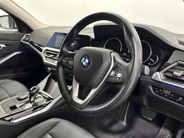 2019 BMW 3 Series - Photo 10