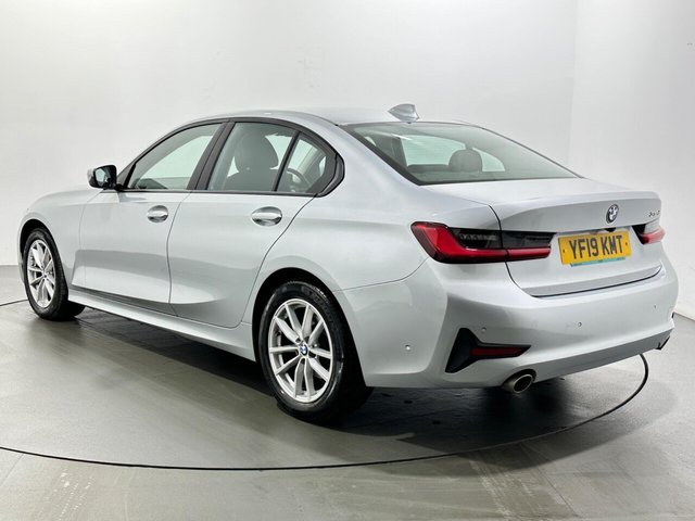 2019 BMW 3 Series - Photo 6