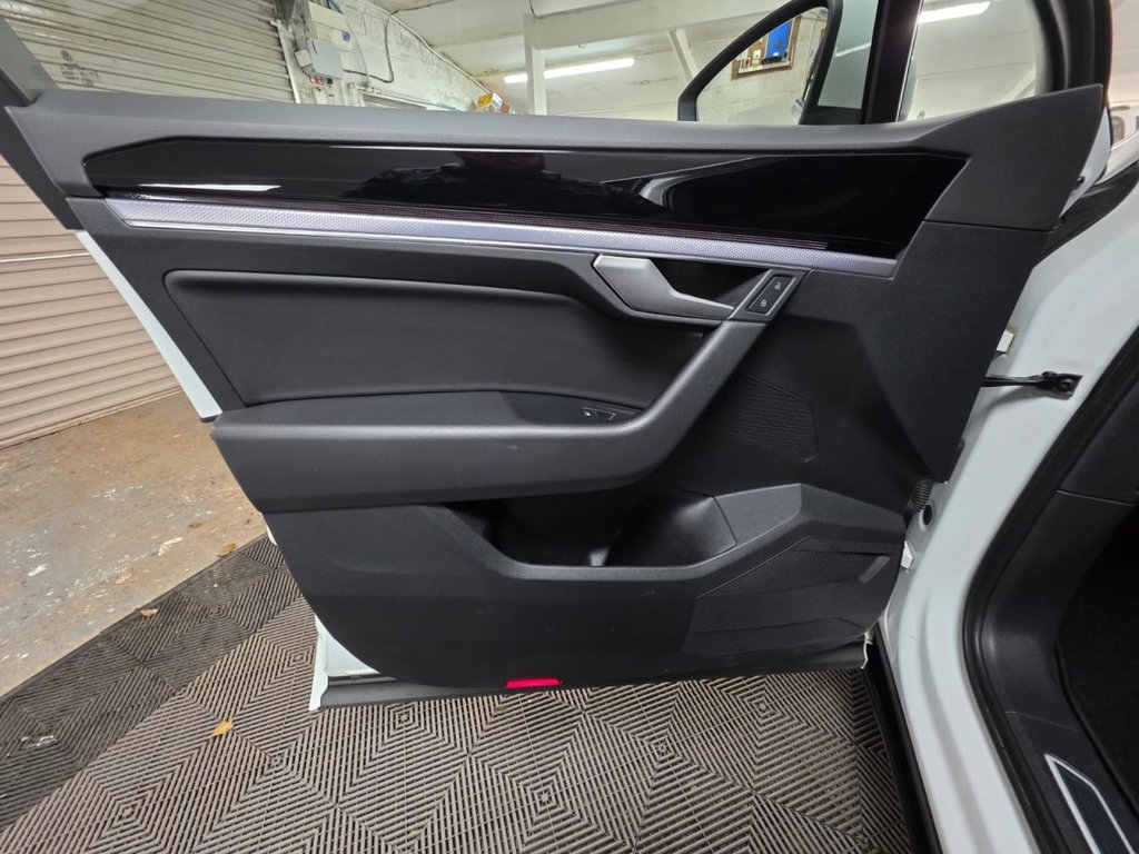 USED 2018 68 VOLKSWAGEN TOUAREG 3.0 TDI V6 R-Line tech SUV 5dr Diesel Tiptronic 4Motion Euro 6 (s/s) (286 ps) Bluetooth - SatNav - Sensors!