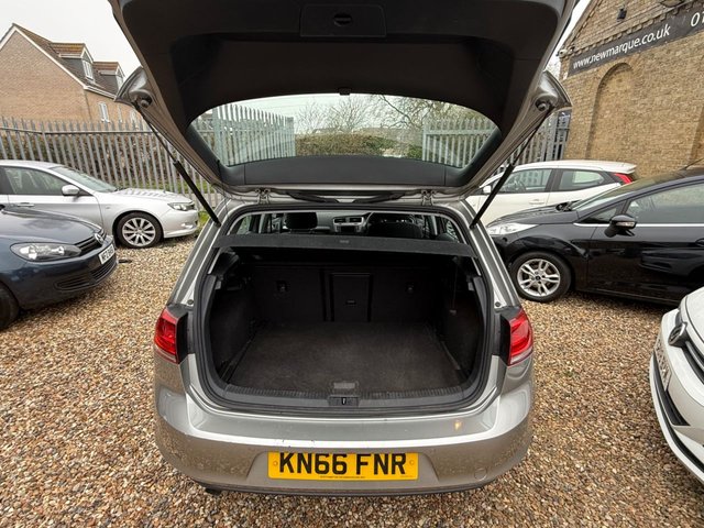 2016 VOLKSWAGEN GOLF 1.6 TDI BlueMotion Tech Match Edition Hatchback 5dr Diesel Manual Euro 6 (s/s) (110 ps) - Photo 4