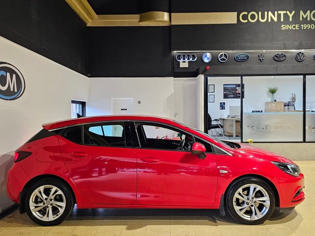 2019 Vauxhall Astra 1.4L SRI Nav 5dr - Photo 2