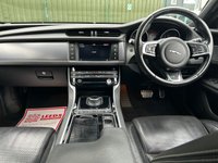 USED 2018 18 JAGUAR XF 2.0d R-Sport Saloon 4dr Diesel Auto Euro 6 (s/s) (163 ps) LOW MILEAGE WITH FSH +NAVIGATION+REVERSE CAMERA +HTD SEATS+ R-SPORT REFINEMENTS