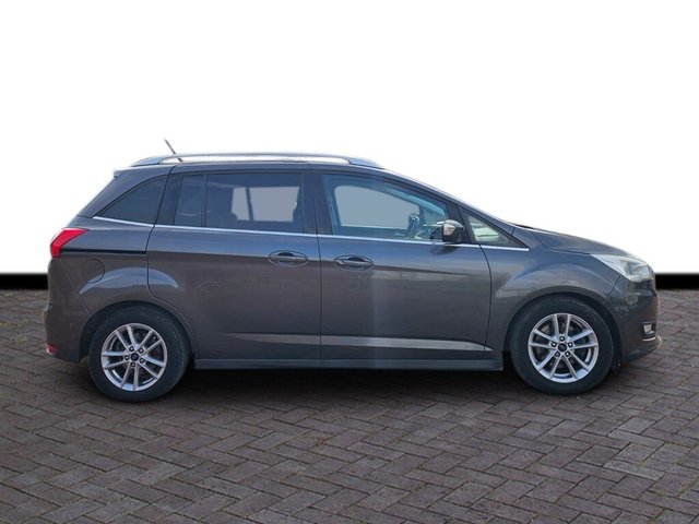 2015 Ford Grand C-Max 1.5L Zetec 5dr - Photo 4