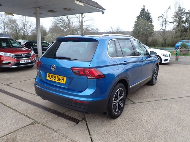 2018 VOLKSWAGEN TIGUAN - Photo 3